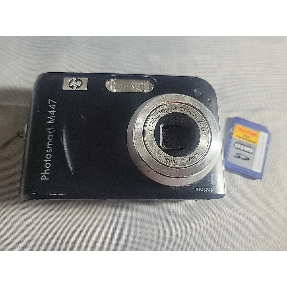 HP‎ Photosmart M447 - 5MP, 3x Zoom + 512MB Card! Damage To Screen